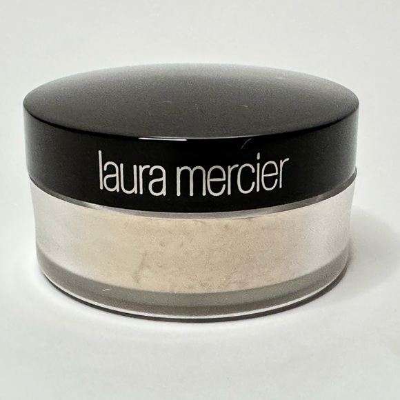 laura mercier Other - Laura Mercier Translucent Loose Setting Powder Travel Size